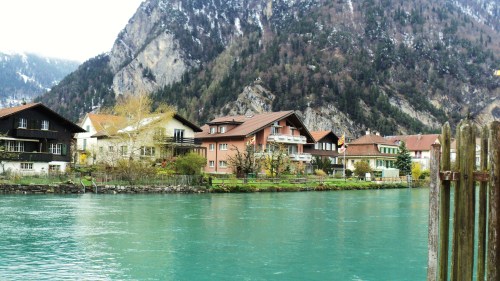 The Aar (or Aare) river flowing through the Swiss town of Interlaken. (Photo by Erwida Maulia)